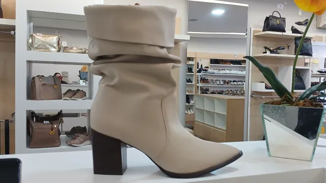 Bota cano medio 
